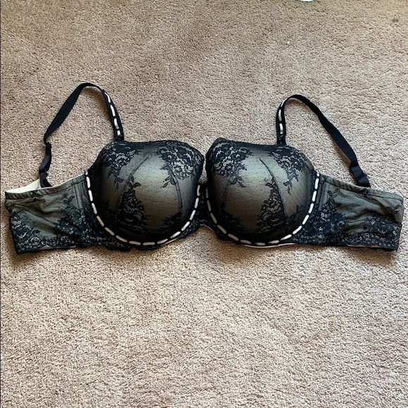 torrid Other - Torrid Black Lace Bra Never Worn Size 44DDD torrid Other - Torrid Black Lace Bra Never Worn Size 44DDD